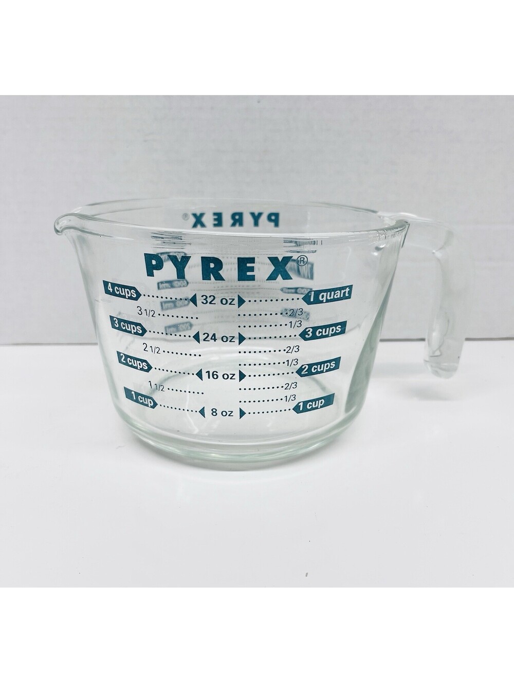 Vintage Pyrex 4 Cup 1 Quart Green Lettering Glass Measuring Cup Corning USA
